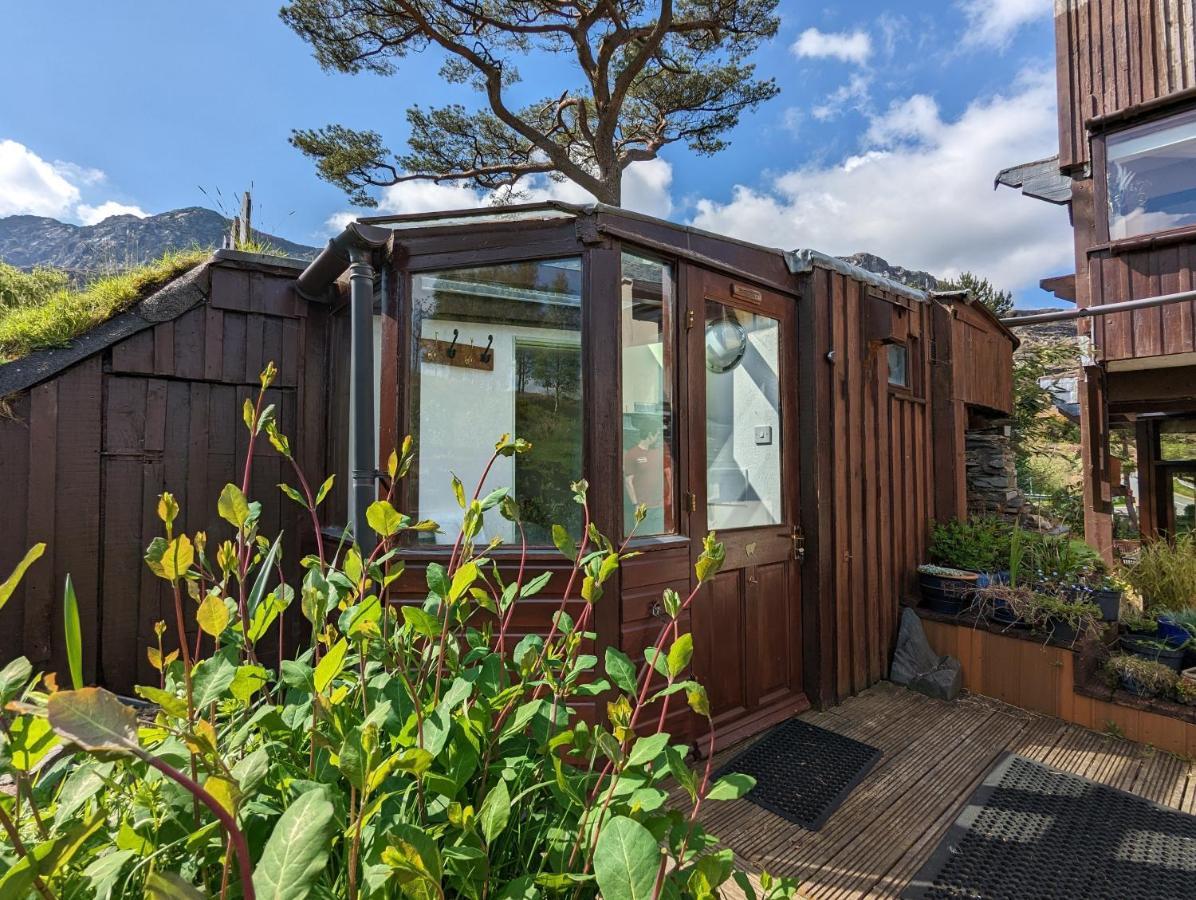 Bryn Elltyd Eco House Vendégház Blaenau Ffestiniog Kültér fotó