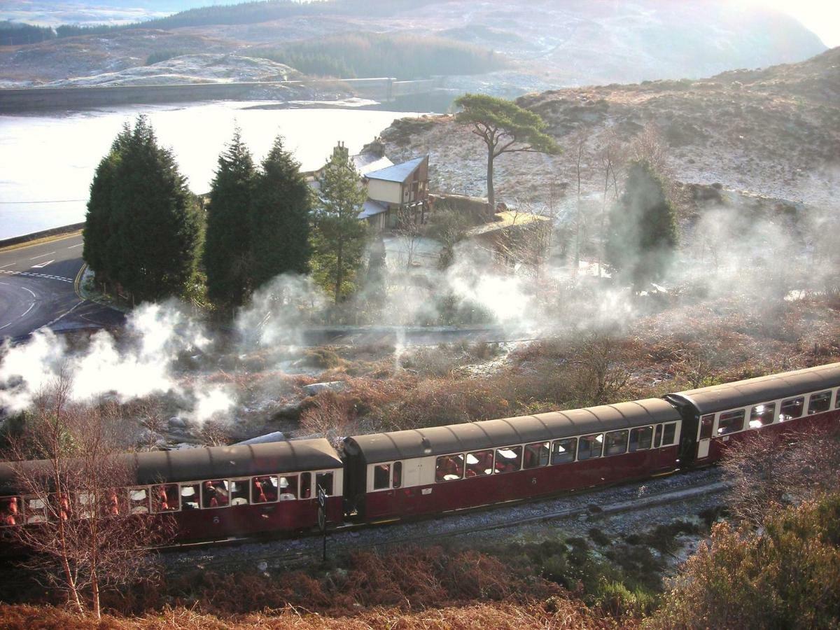 Bryn Elltyd Eco House Vendégház Blaenau Ffestiniog Kültér fotó