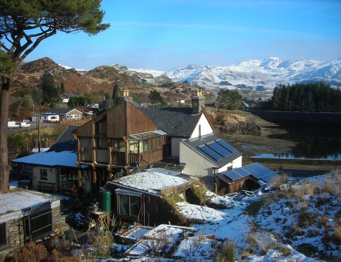 Bryn Elltyd Eco House Vendégház Blaenau Ffestiniog Kültér fotó